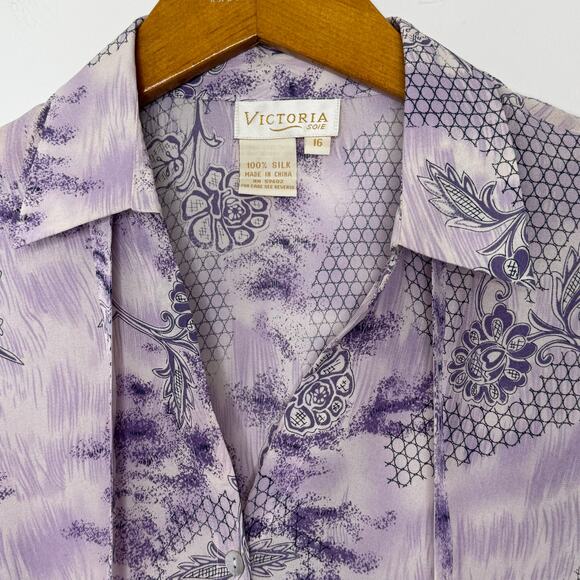 Victoria Soie Purple button with tie top - Picture 6 of 11